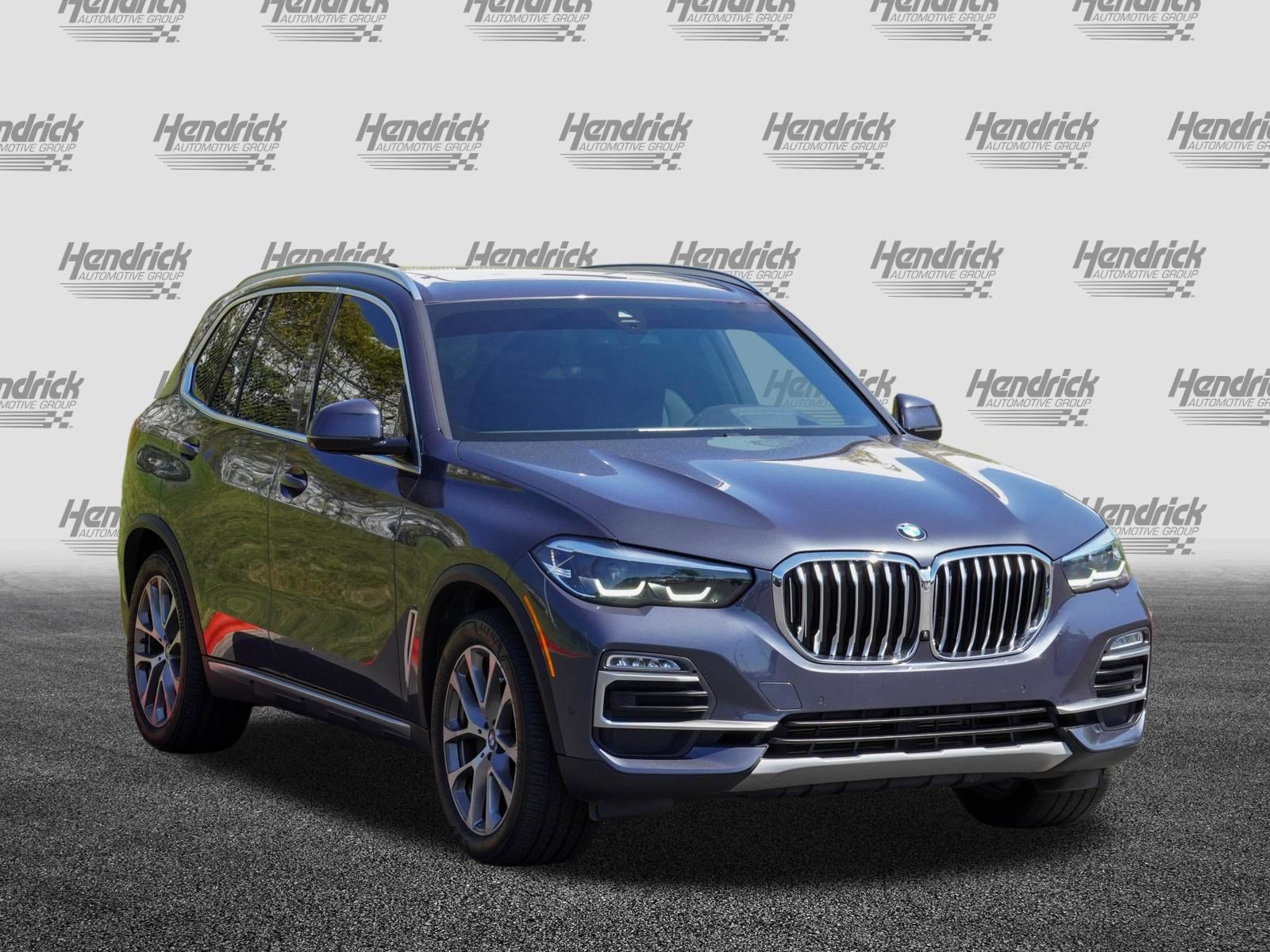 Used 2021 BMW X5 sDrive40i w/ Premium Package RWD image 2