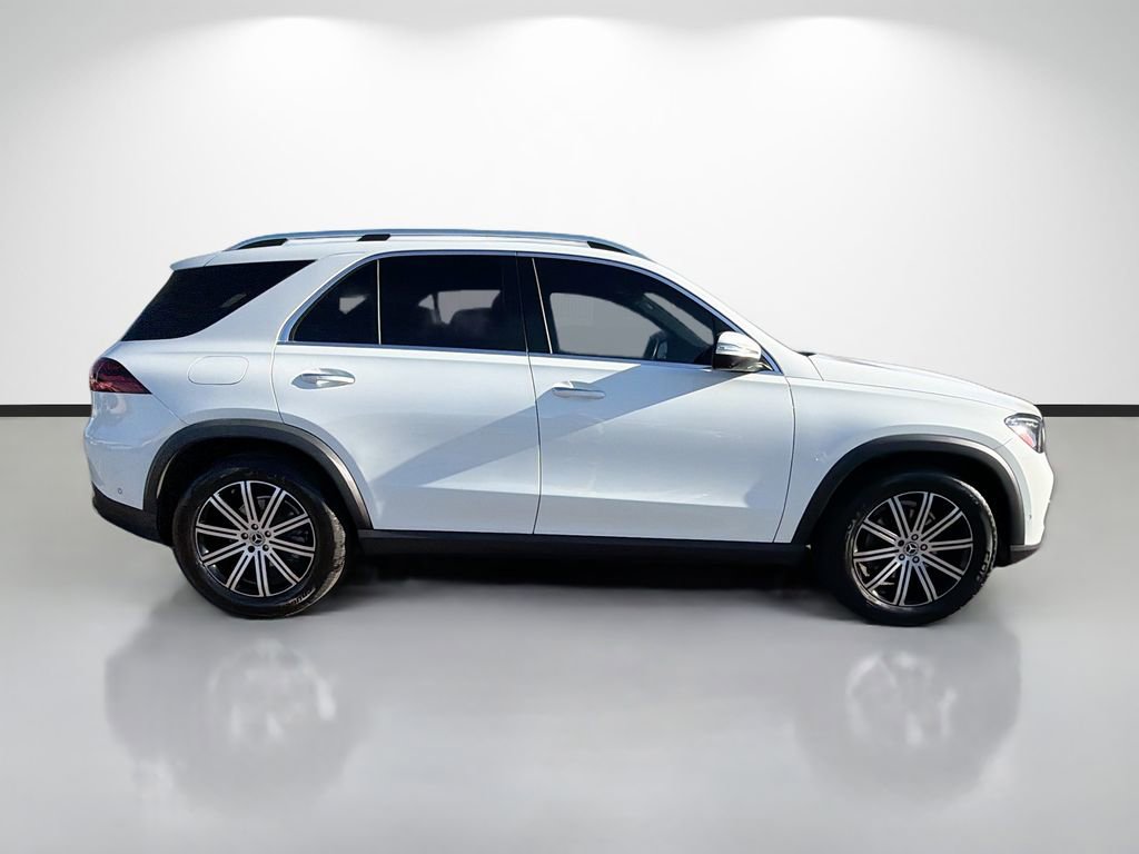 Used 2024 Mercedes-Benz GLE 350 4MATIC image 2