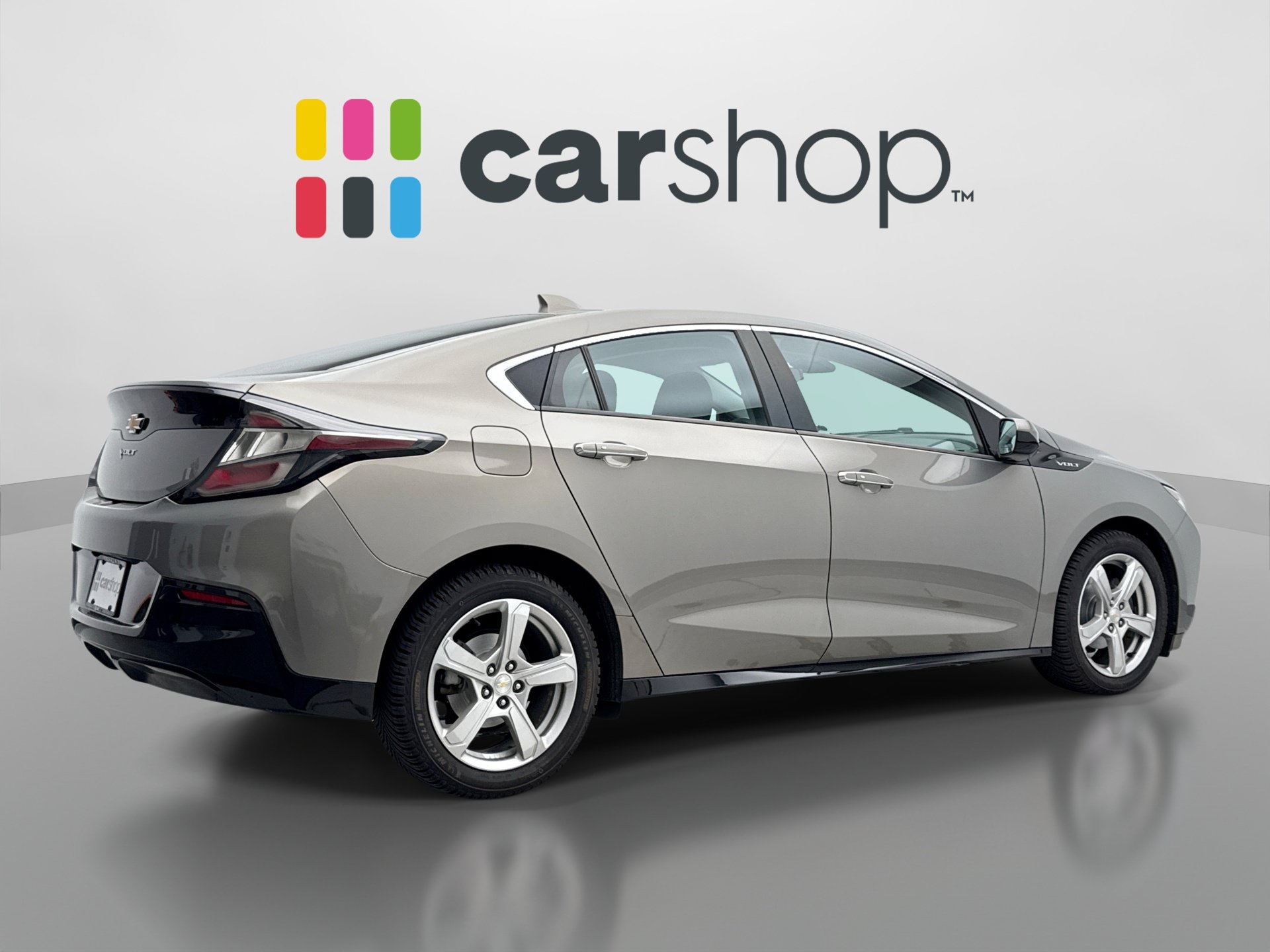 Used 2017 Chevrolet Volt LT w/ Comfort Package FWD image 5