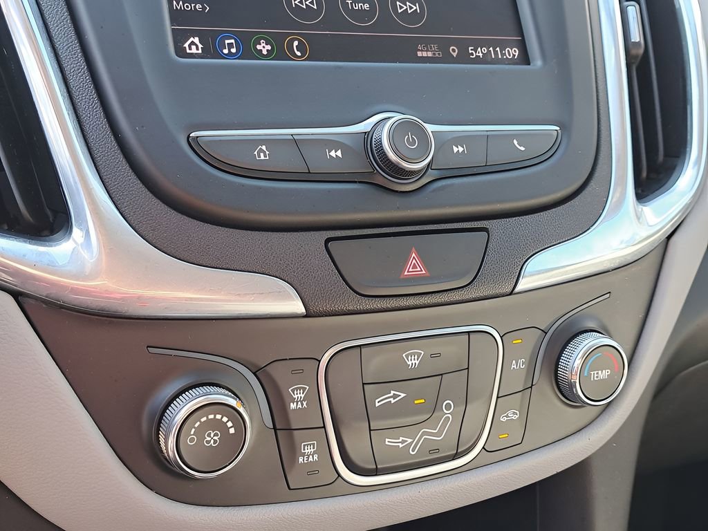 Used 2020 Chevrolet Equinox LT image 23