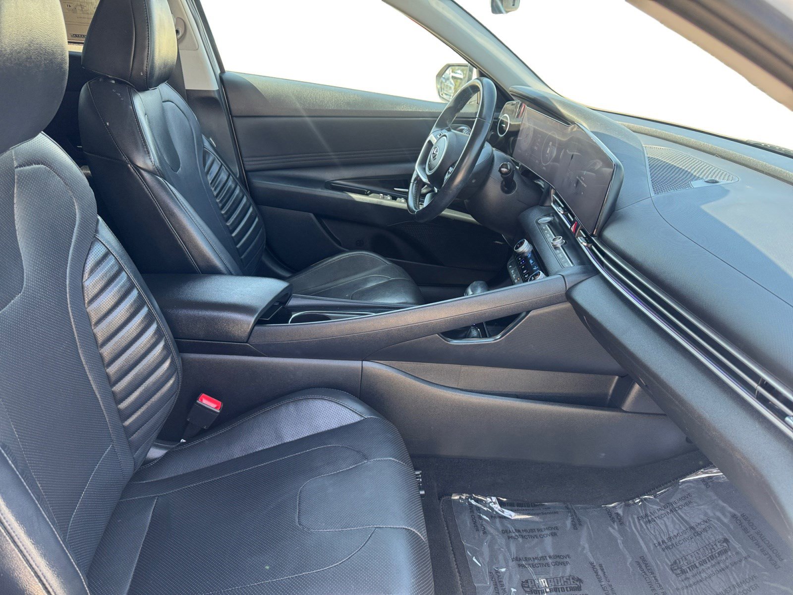 Used 2021 Hyundai Elantra Limited w/ Cargo Package image 15