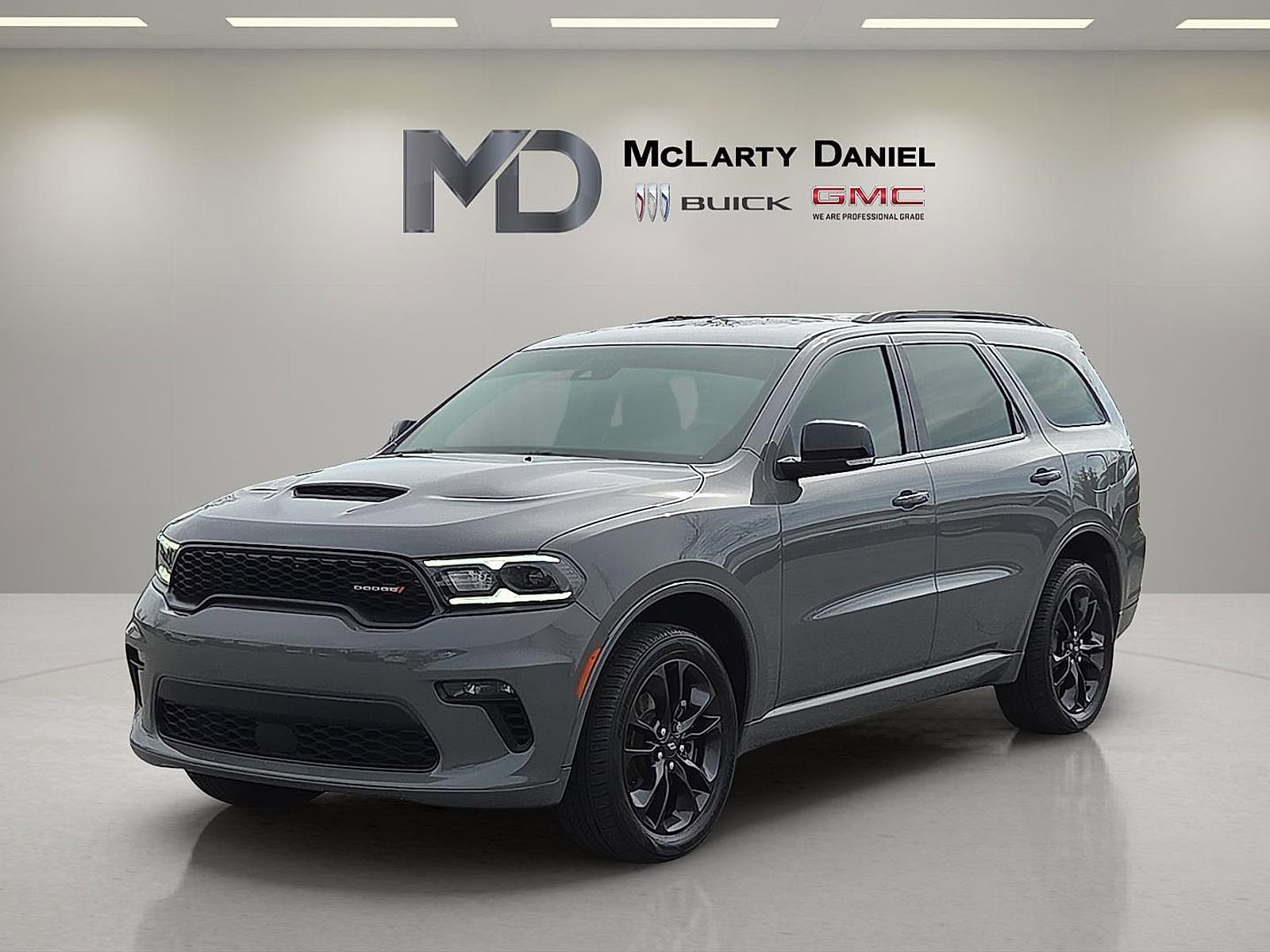 Used 2022 Dodge Durango GT image 2
