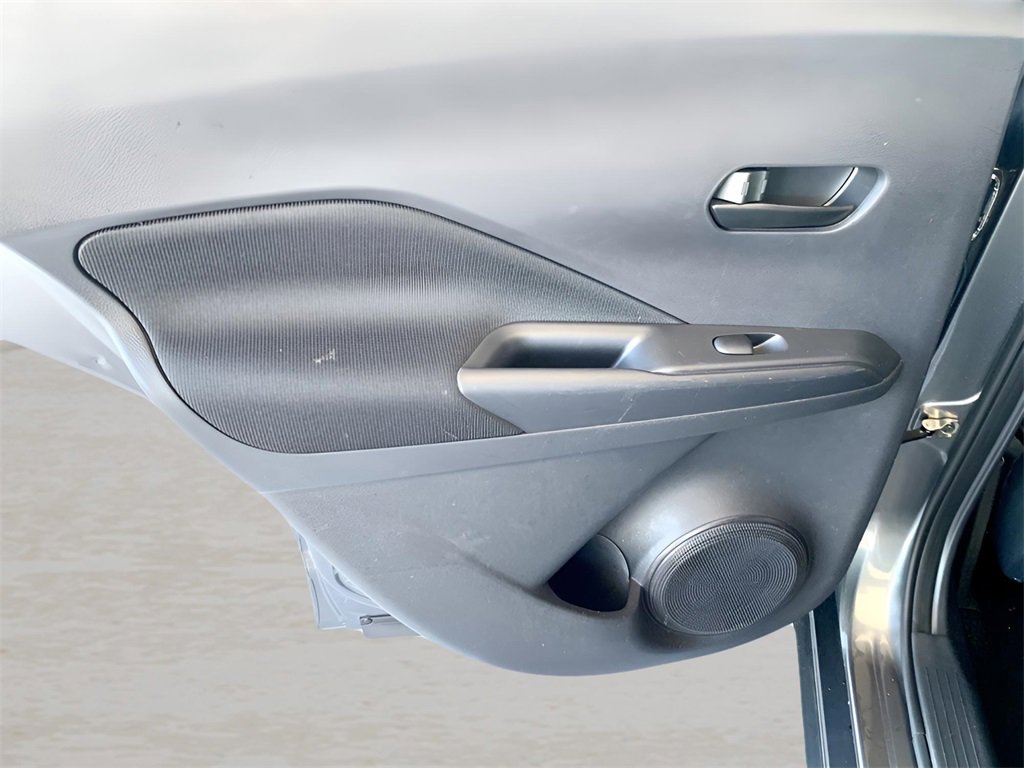 Used 2024 Nissan Kicks S image 17