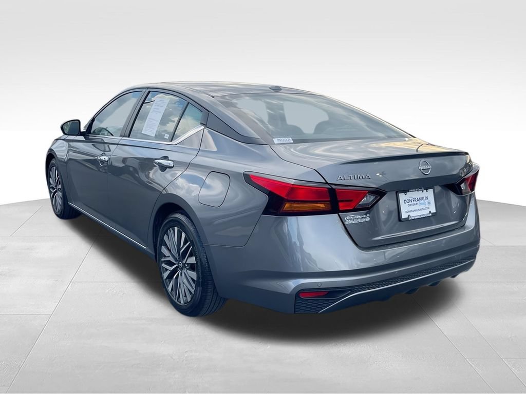 Used 2024 Nissan Altima 2.5 SV FWD image 6