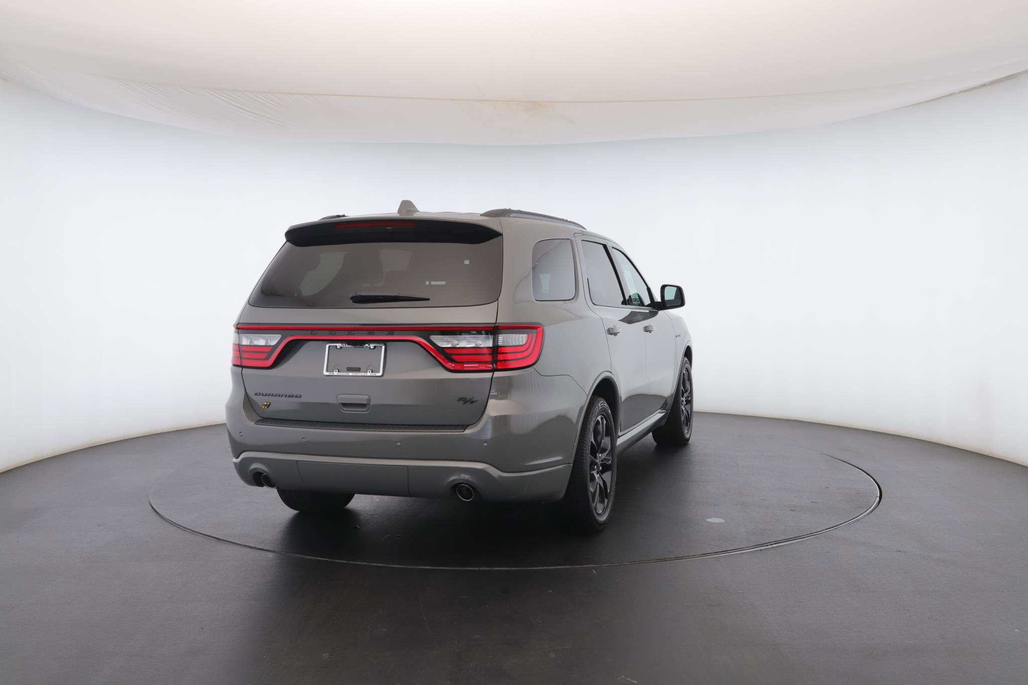 Used 2022 Dodge Durango R/T w/ Hemi Orange Plus Package image 29