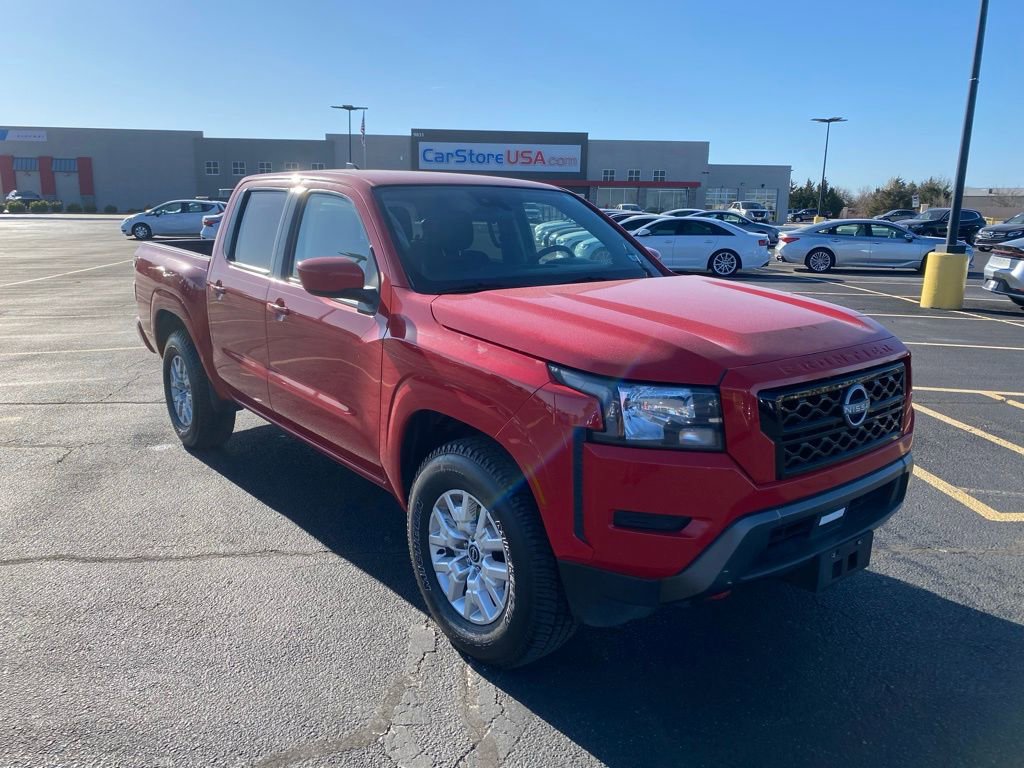 Used 2022 Nissan Frontier SV image 1