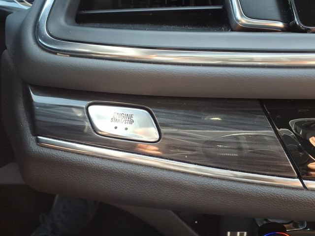 Used 2024 Buick Enclave Essence w/ Experience Buick Package FWD image 34