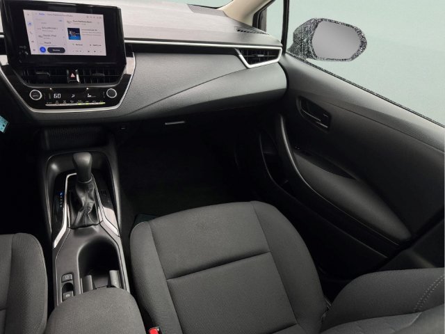 Used 2025 Toyota Corolla LE FWD image 10