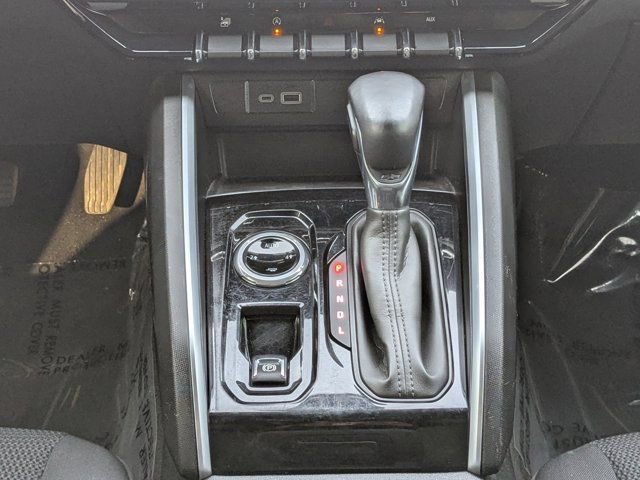 Used 2023 Chevrolet Colorado LT w/ LT Convenience Package II image 19