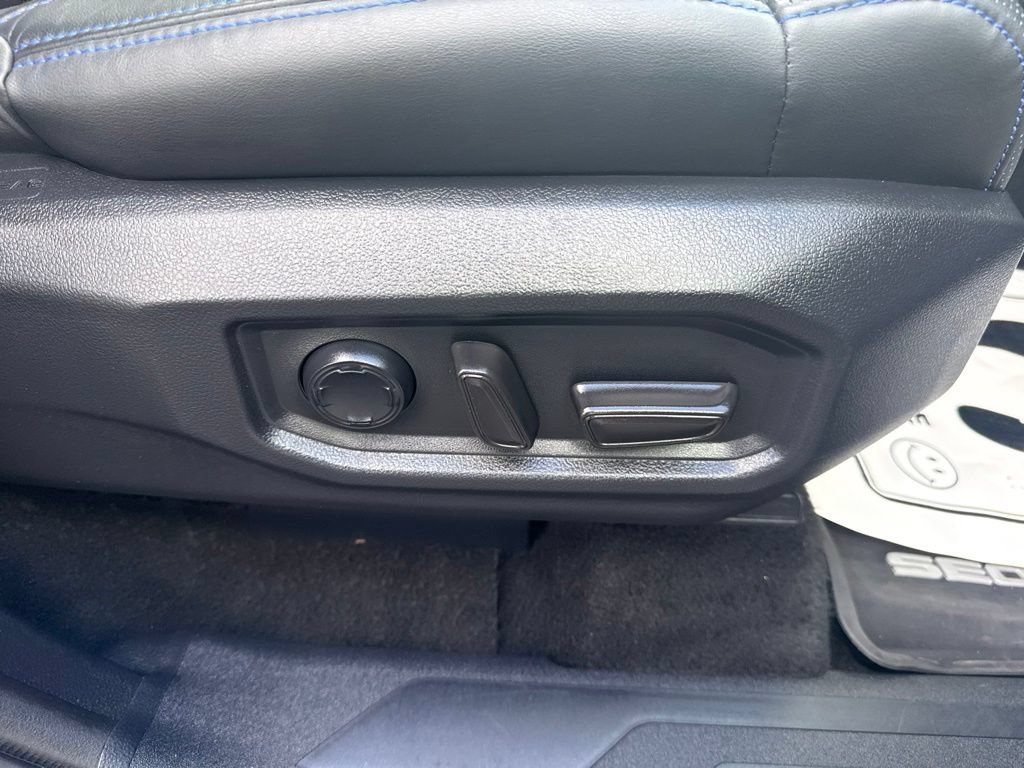 Used 2024 Toyota Sequoia Platinum AWD/4WD image 51