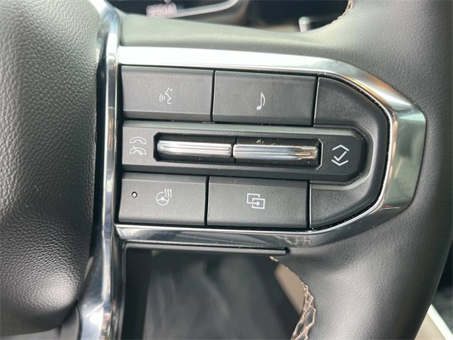 Used 2024 GMC Canyon Denali image 28