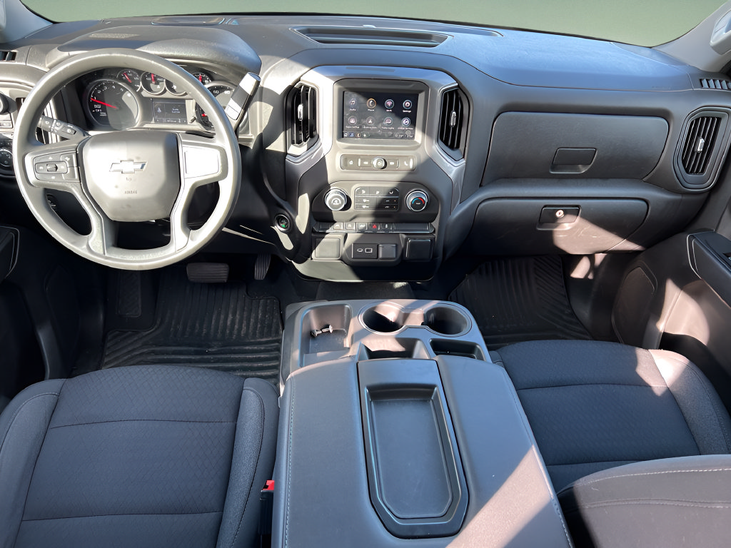 Used 2023 Chevrolet Silverado 1500 Custom w/ 2.7L Blackout Package AWD/4WD image 17
