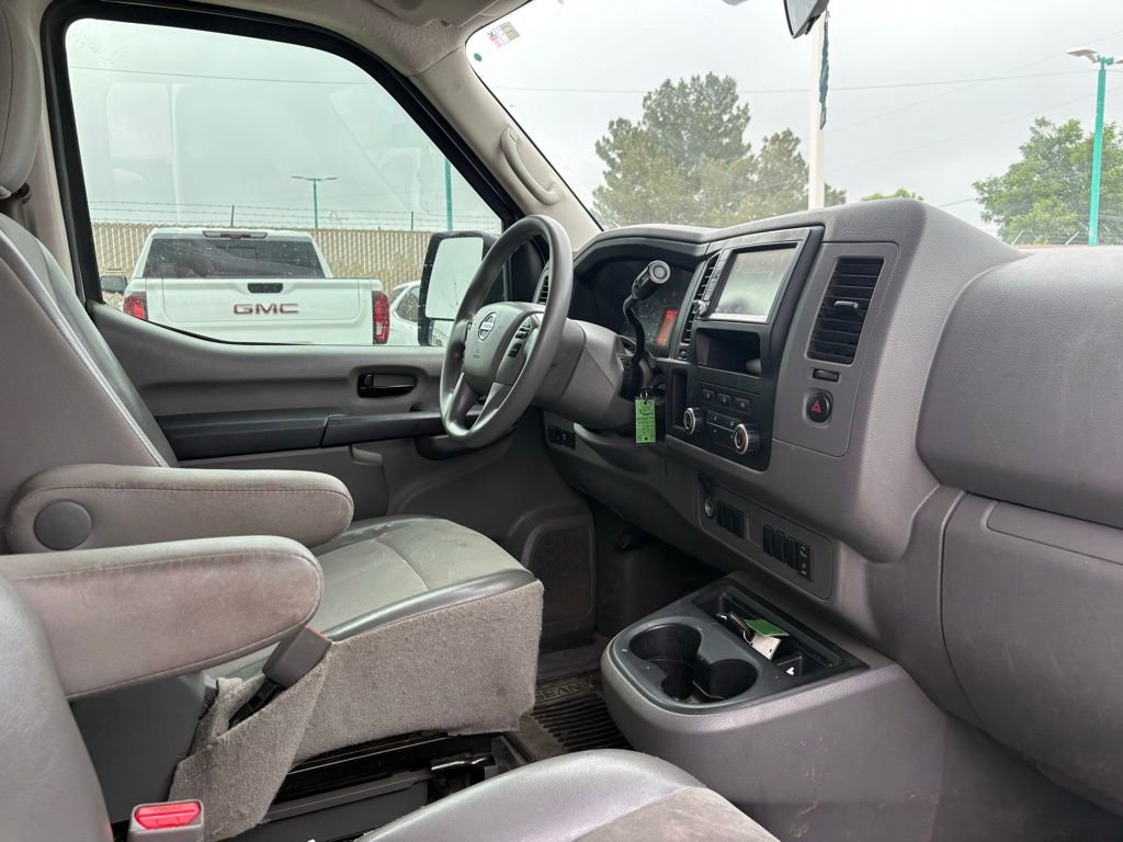 Used 2019 Nissan NV 3500 S RWD image 9