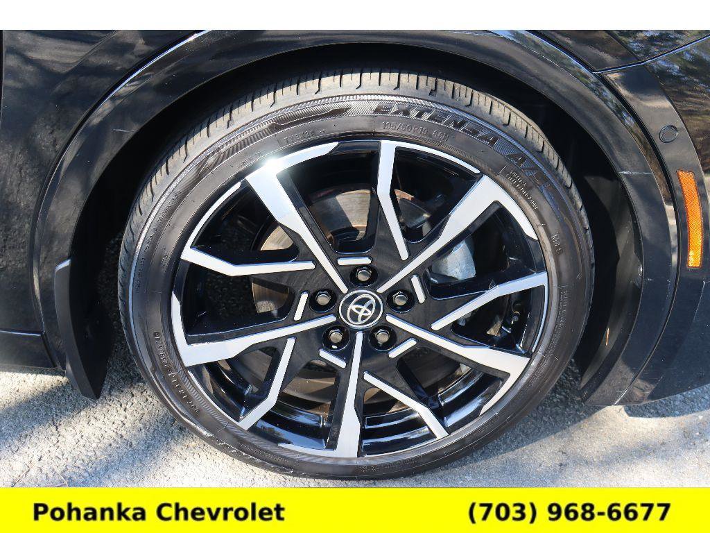 Used 2024 Toyota Prius Prime Premium w/ Advanced Technology Package image 32