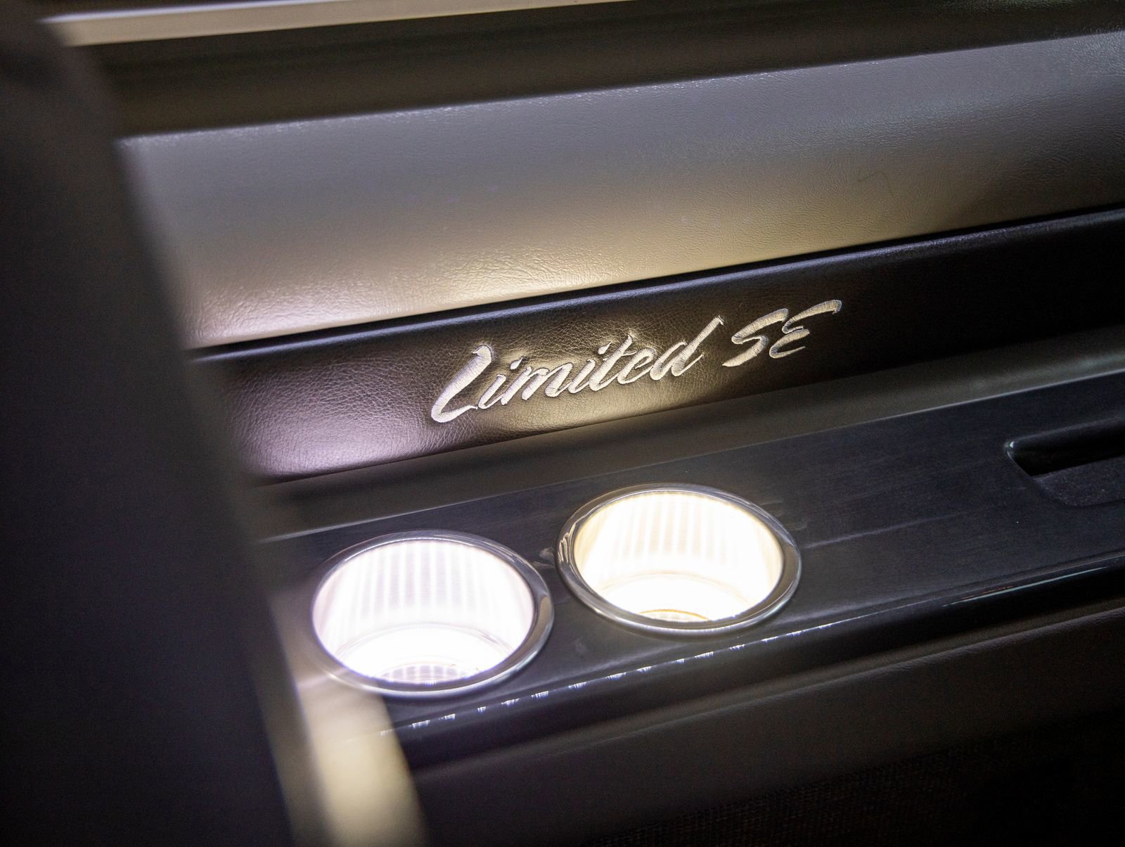 Used 2020 Mercedes-Benz Sprinter 2500 image 40