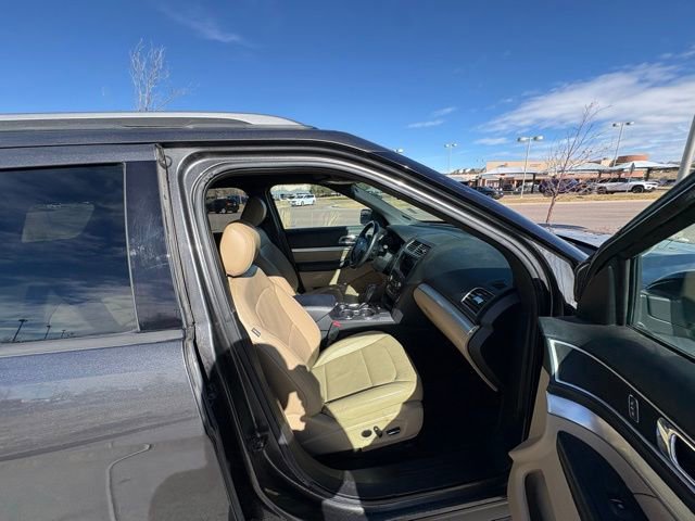 Used 2017 Ford Explorer XLT w/ Equipment Group 202A image 33