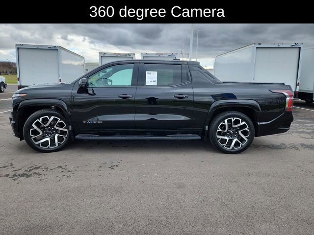 Used 2024 Chevrolet Silverado EV RST image 4