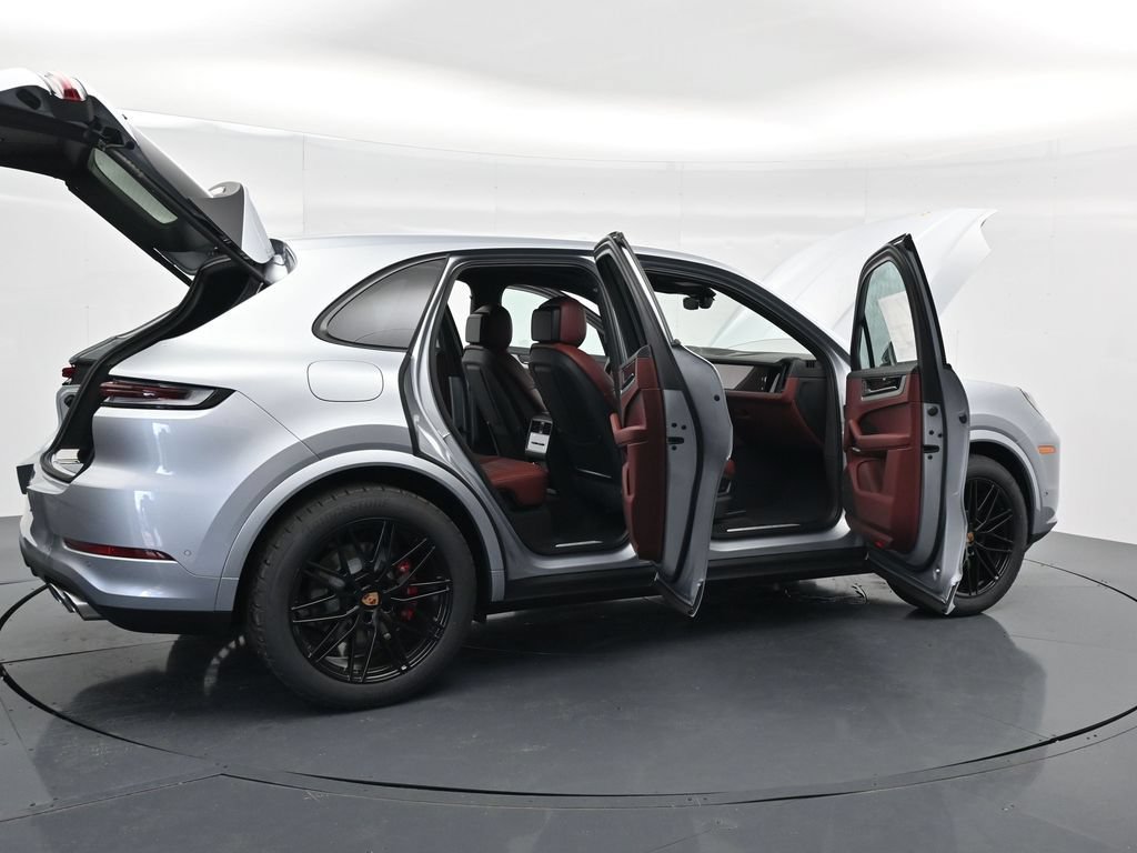 New 2026 Porsche Cayenne S AWD/4WD image 24