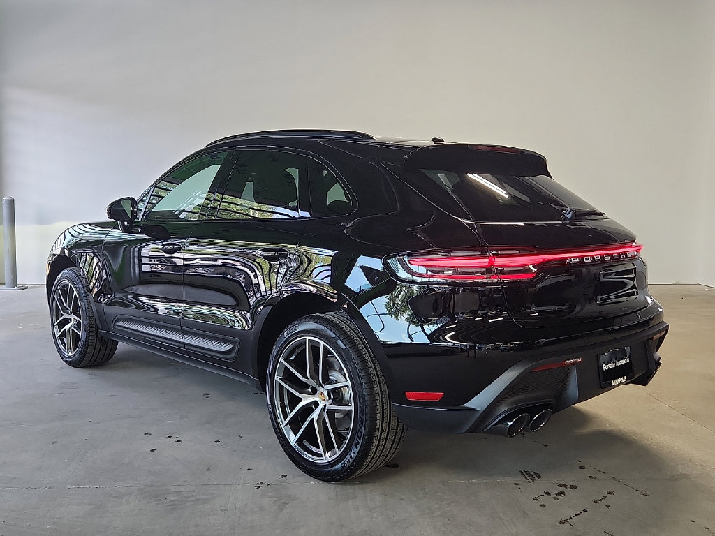 New 2026 Porsche Macan AWD/4WD image 3