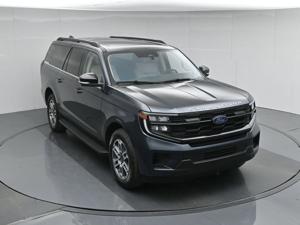 Used 2025 Ford Expedition Max Active AWD/4WD image 43