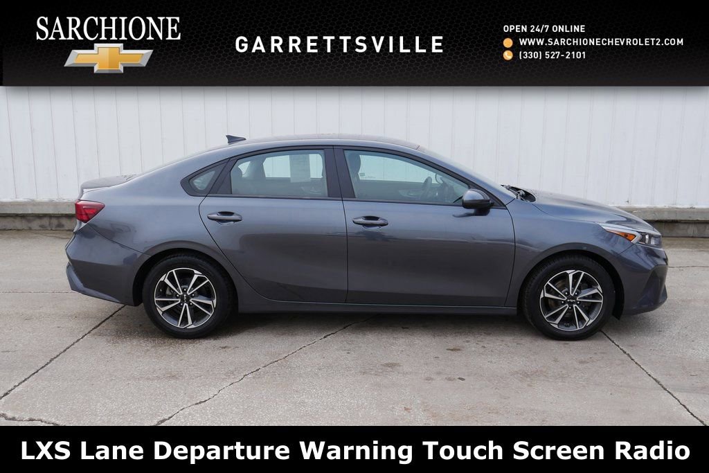 Used 2022 Kia Forte LXS image 1
