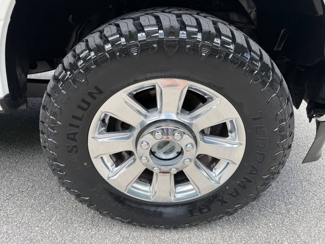 Used 2020 Ford F250 Platinum w/ FX4 Off-Road Package AWD/4WD image 19