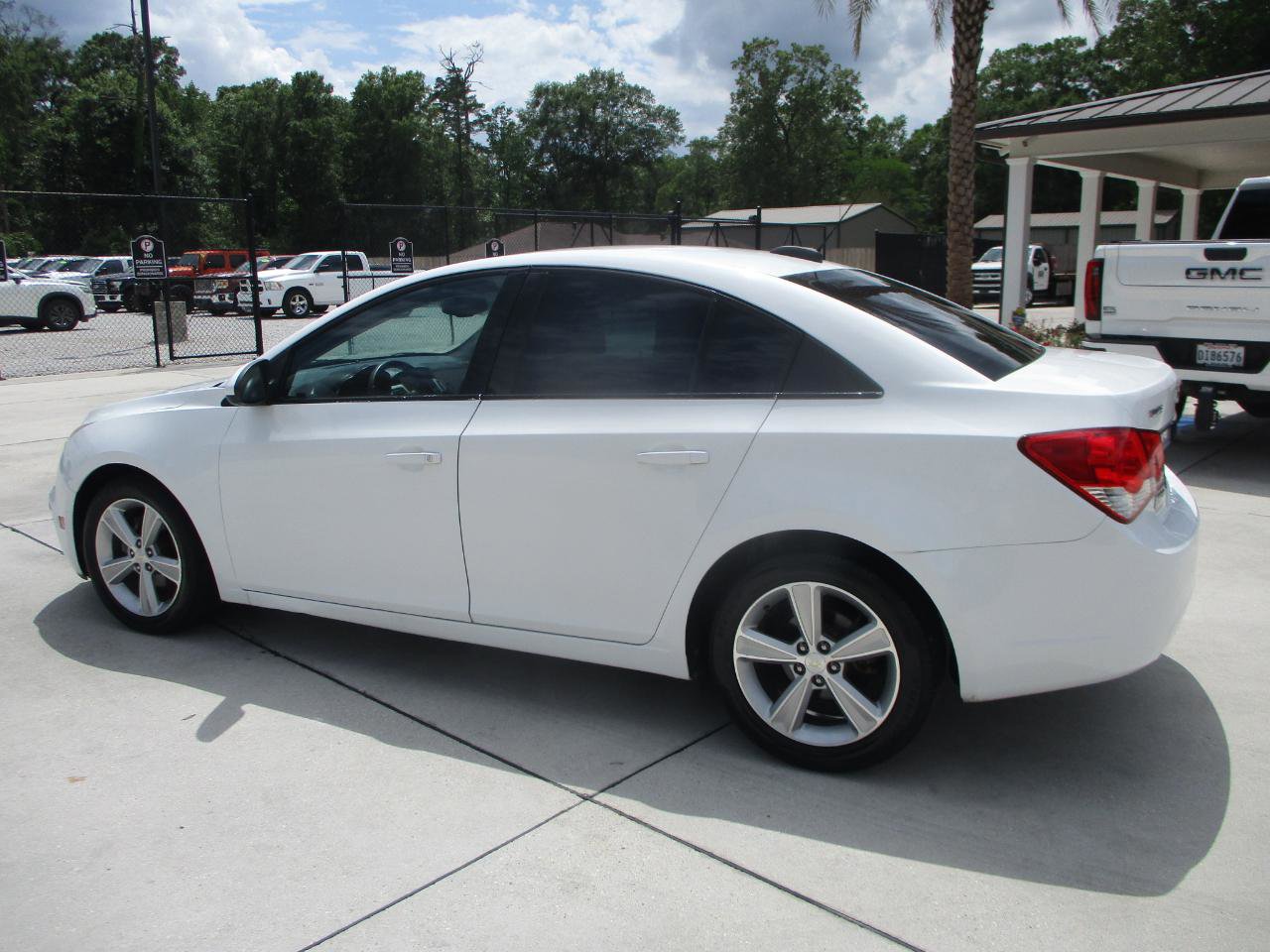 Used 2015 Chevrolet Cruze LT FWD image 8