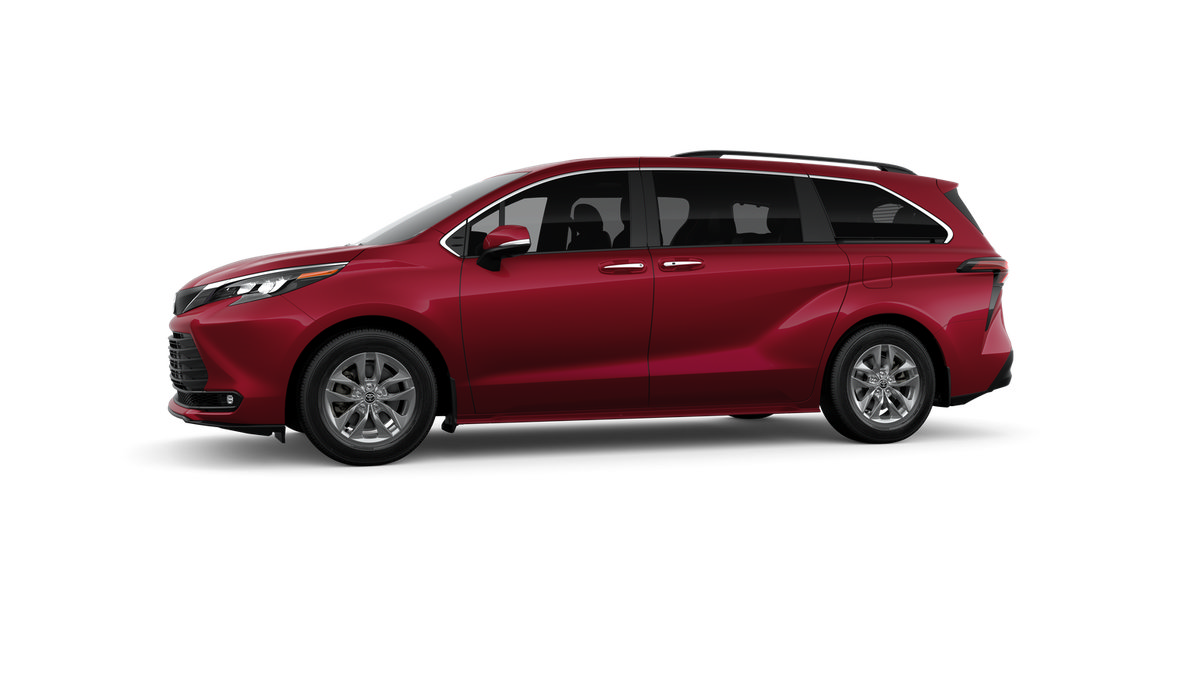New 2026 Toyota Sienna XLE FWD image 3