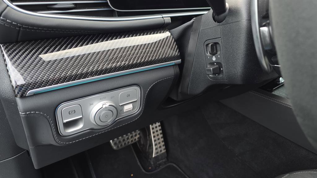 Used 2025 Mercedes-Benz GLS 63 AMG 4MATIC image 32