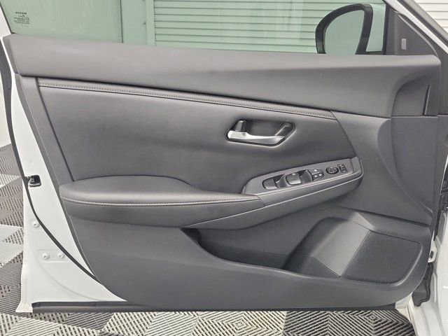 Certified 2021 Nissan Sentra SV FWD image 18