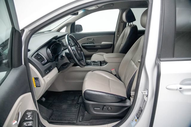 Used 2020 Kia Sedona EX FWD image 23