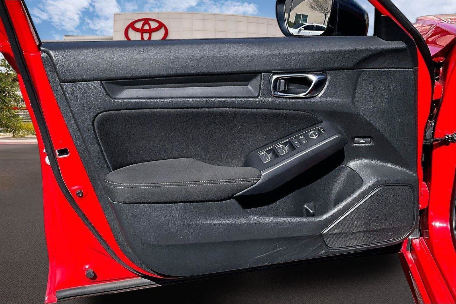 Used 2025 Honda Civic Sport image 21