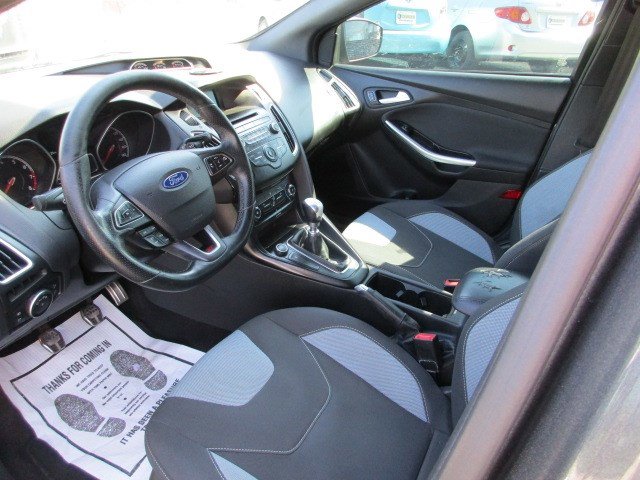 Used 2017 Ford Focus ST image 15