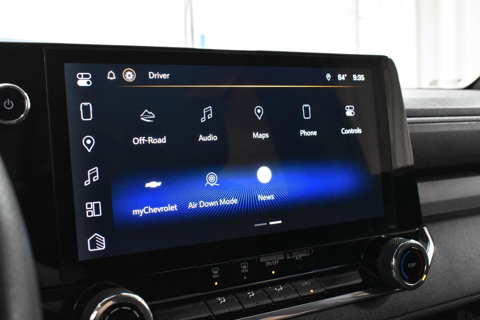 Used 2024 Chevrolet Colorado Trail Boss w/ Advanced Trailering Package image 15