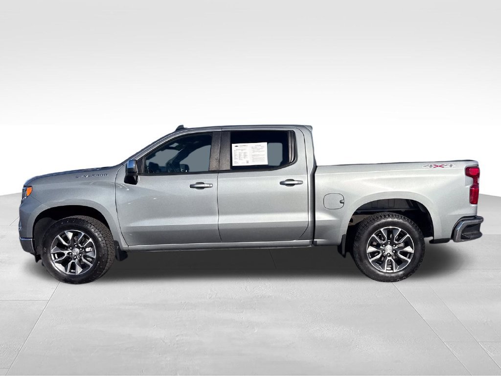 Used 2024 Chevrolet Silverado 1500 LT AWD/4WD image 4