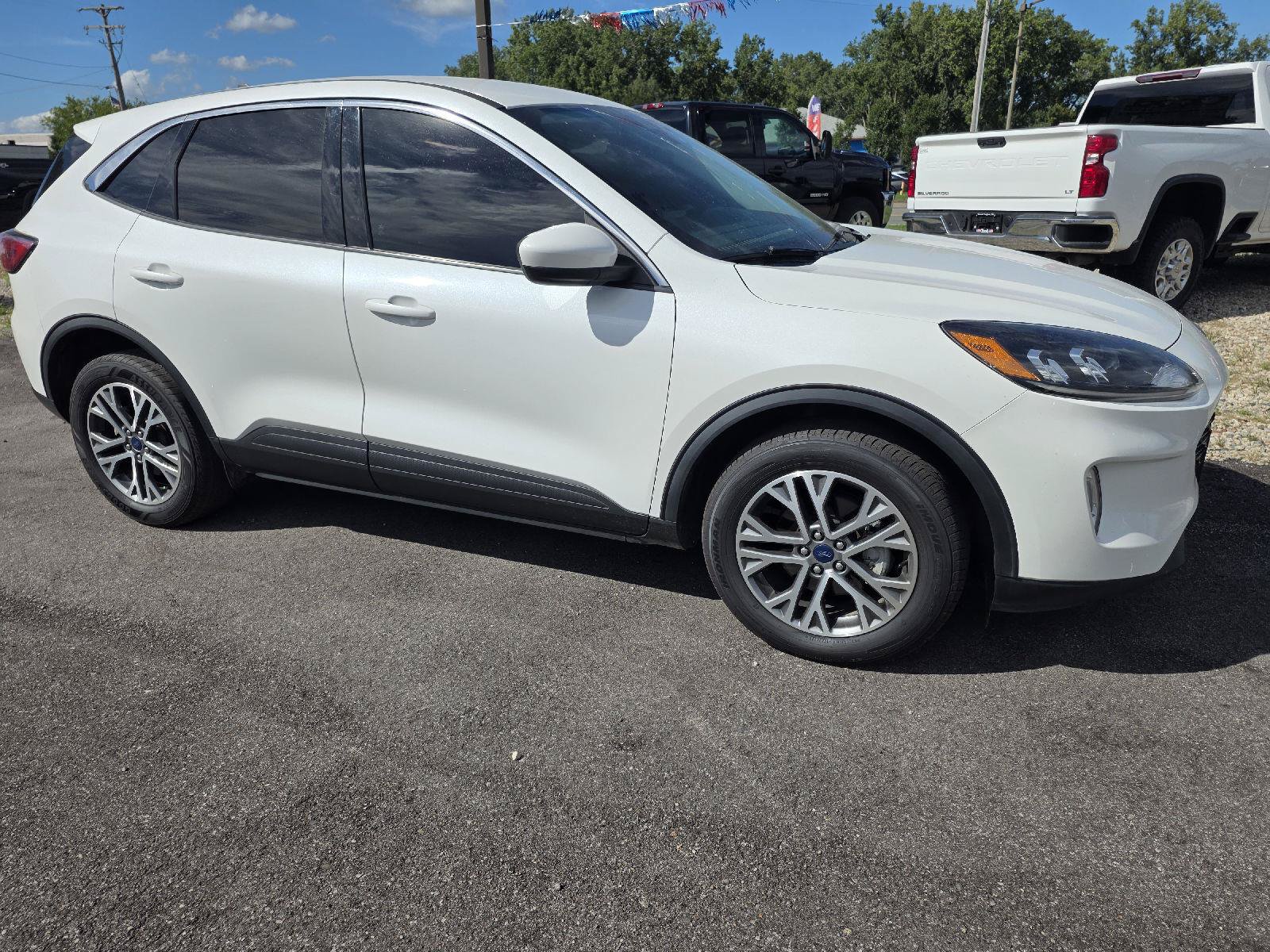 Used 2022 Ford Escape SEL AWD/4WD image 2