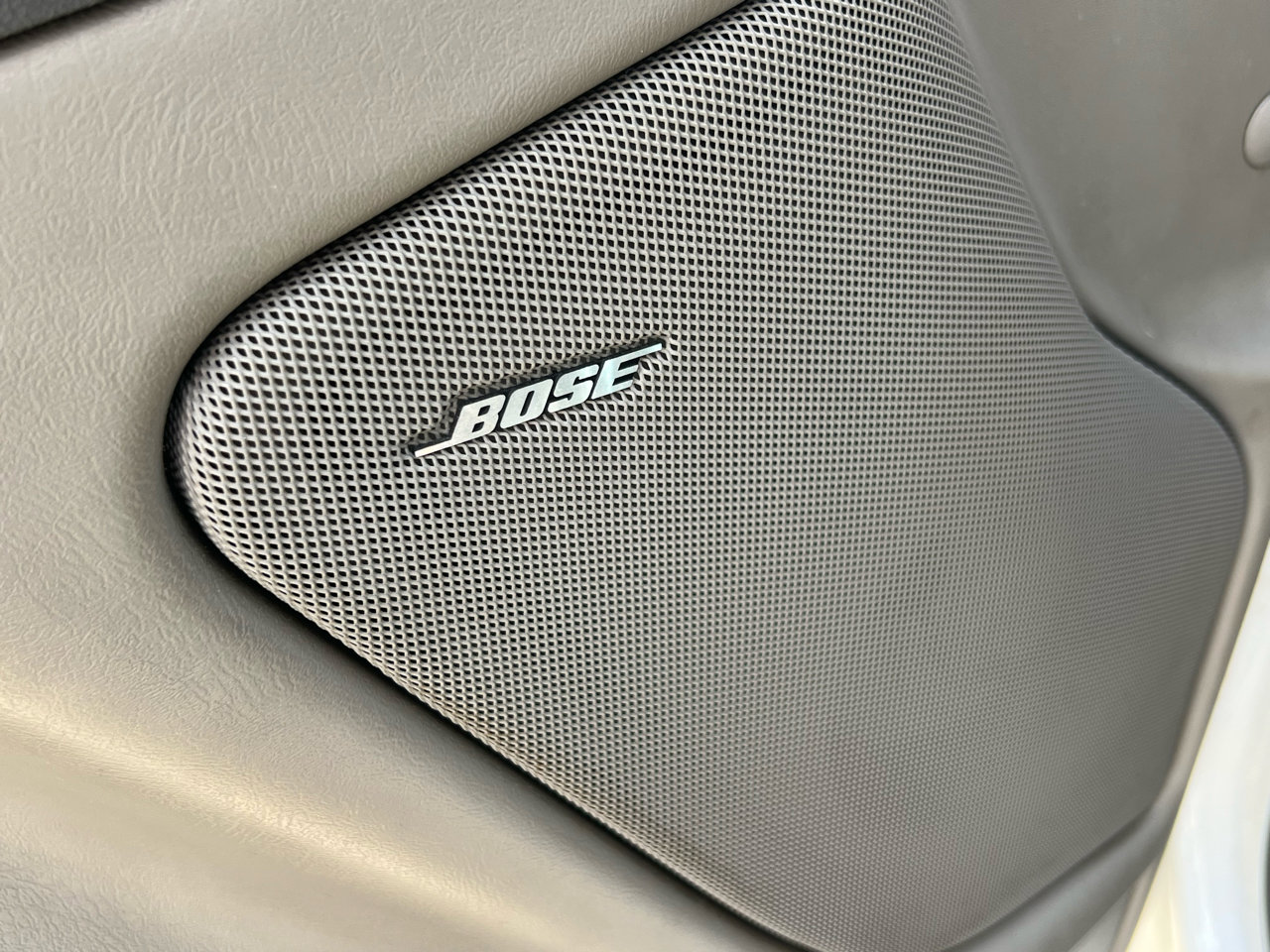 Used 2006 GMC Sierra 1500 SLT w/ Onstar Plus Package image 23