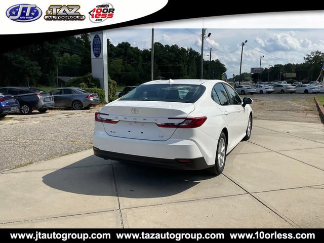 Used 2025 Toyota Camry LE FWD image 7