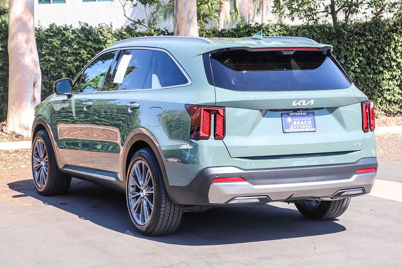 Used 2025 Kia Sorento SX Prestige AWD/4WD image 8