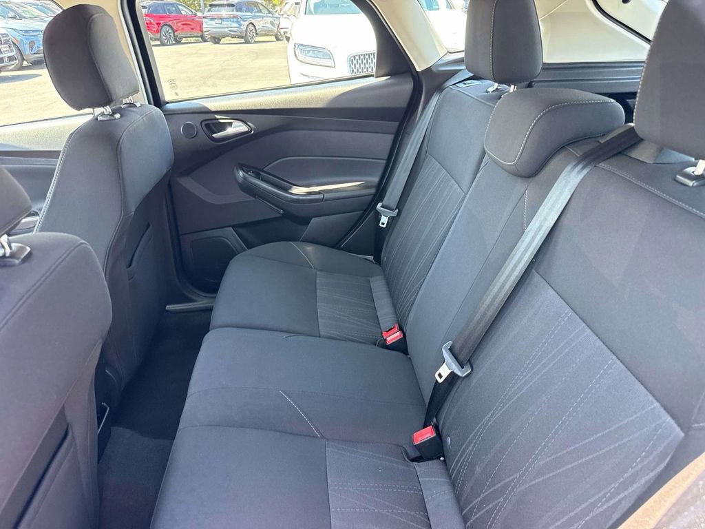 Used 2017 Ford Focus SEL image 12