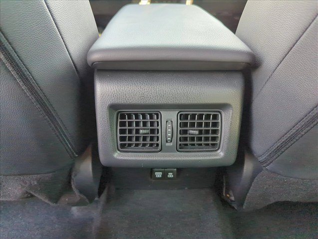 Certified 2025 Toyota Camry SE FWD image 24