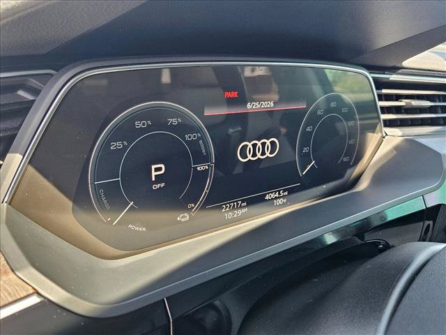 Used 2024 Audi Q8 e-tron Premium Plus w/ Premium Plus Package AWD/4WD image 11