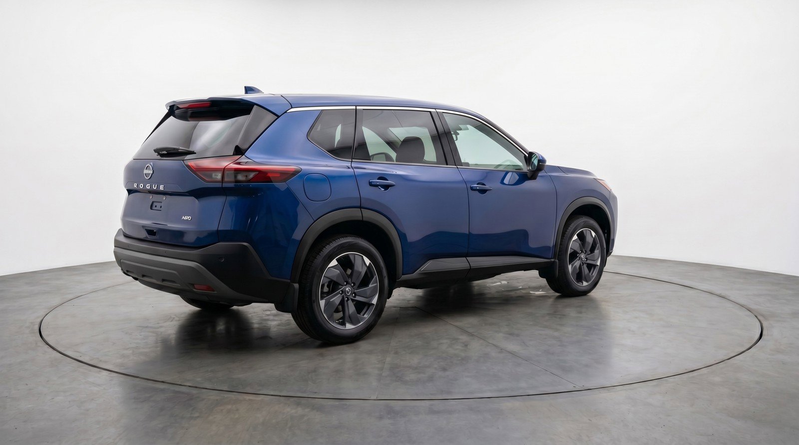 Used 2025 Nissan Rogue SV AWD/4WD image 9