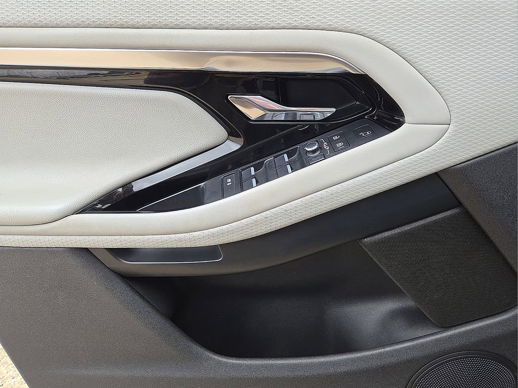 Used 2021 Land Rover Range Rover Evoque S AWD/4WD image 22