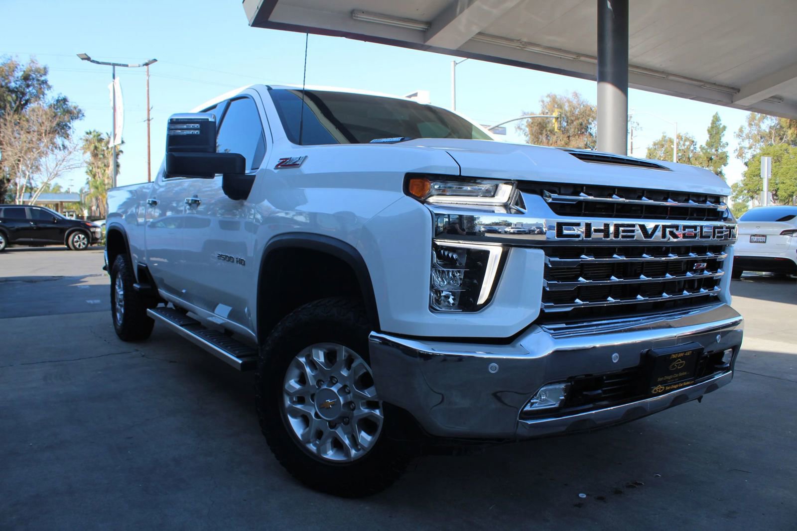 Used 2023 Chevrolet Silverado 2500 LTZ w/ LTZ Plus Package image 7