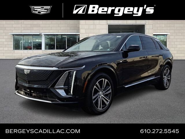 Certified 2025 Cadillac Lyriq Luxury w/ LPO, Floor Liner Package image 1