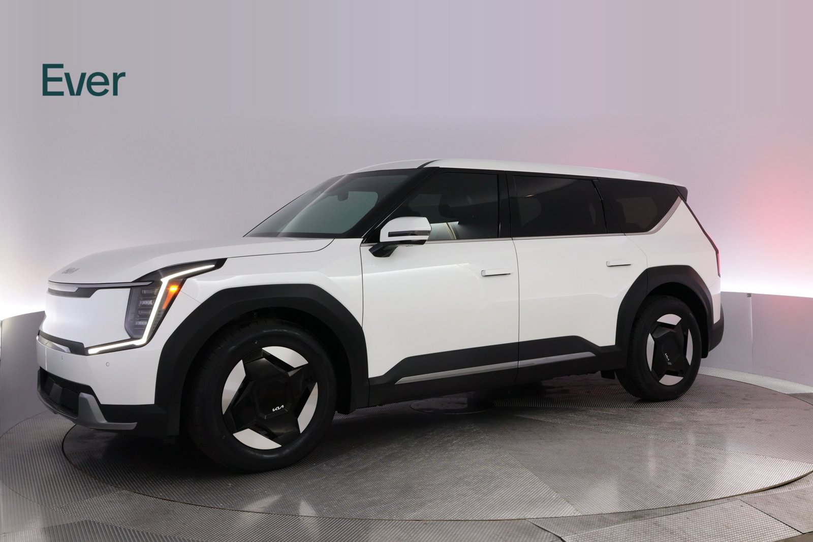 Used 2024 Kia EV9 Light Long Range RWD image 18