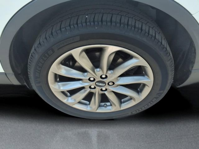 Used 2020 Lincoln Corsair AWD w/ Premium Package image 7
