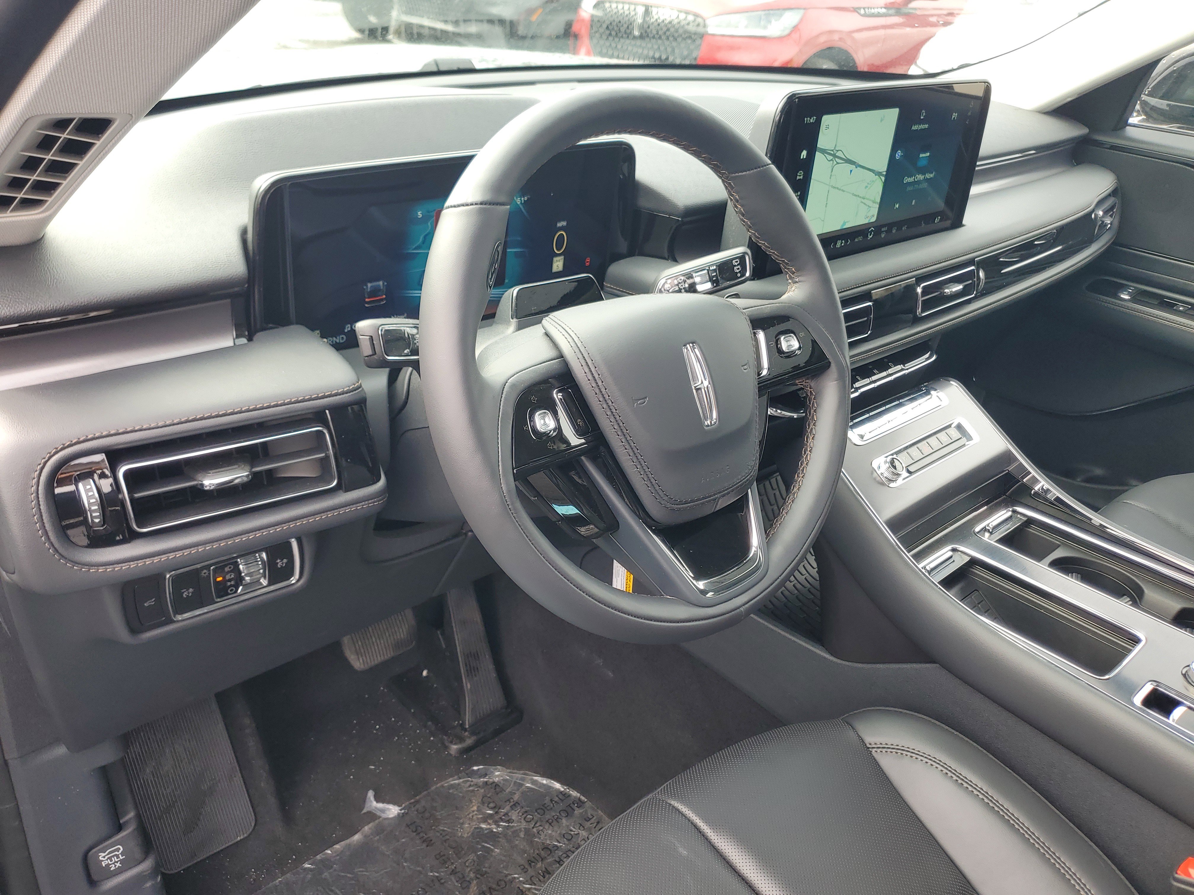 New 2026 Lincoln Aviator AWD image 12