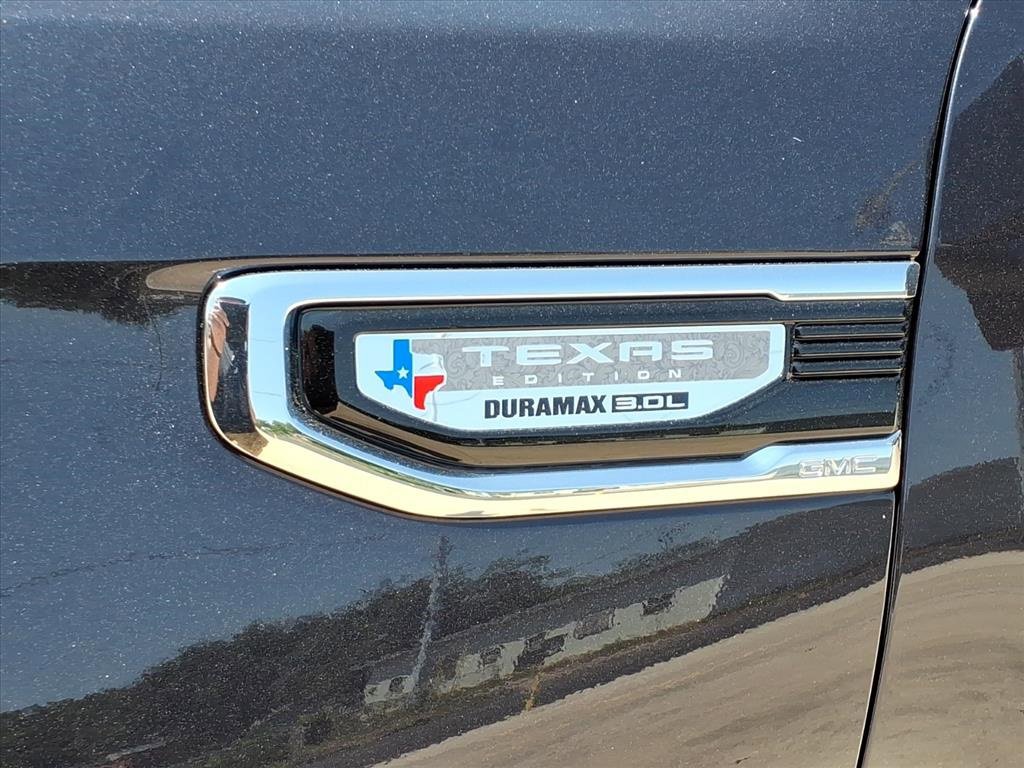 New 2026 GMC Sierra 1500 SLT image 10